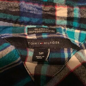 Tommy Hilfiger long sleeves pre owned s/p
